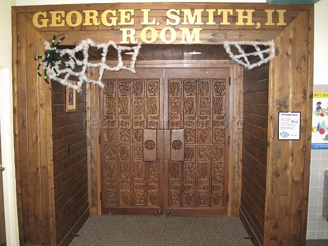 reubinthompson_org_01.jpg - The meeting was held in the George L. Smith, II room of the Franklin Memorial Library.