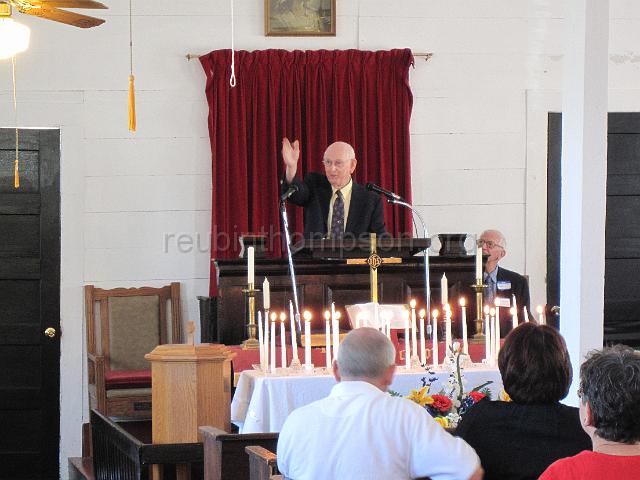 reubinthompson_org_22.jpg - Some very fine family stories and anecdotes were told by guest speaker Anson Callaway that kept all in attendance in smiles and laughter.