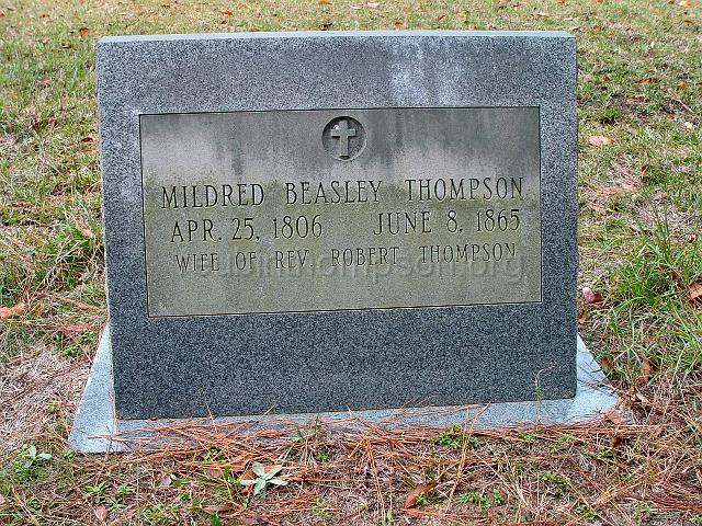 DSC01915.JPG - headstone of Mildred Beasley Thompson